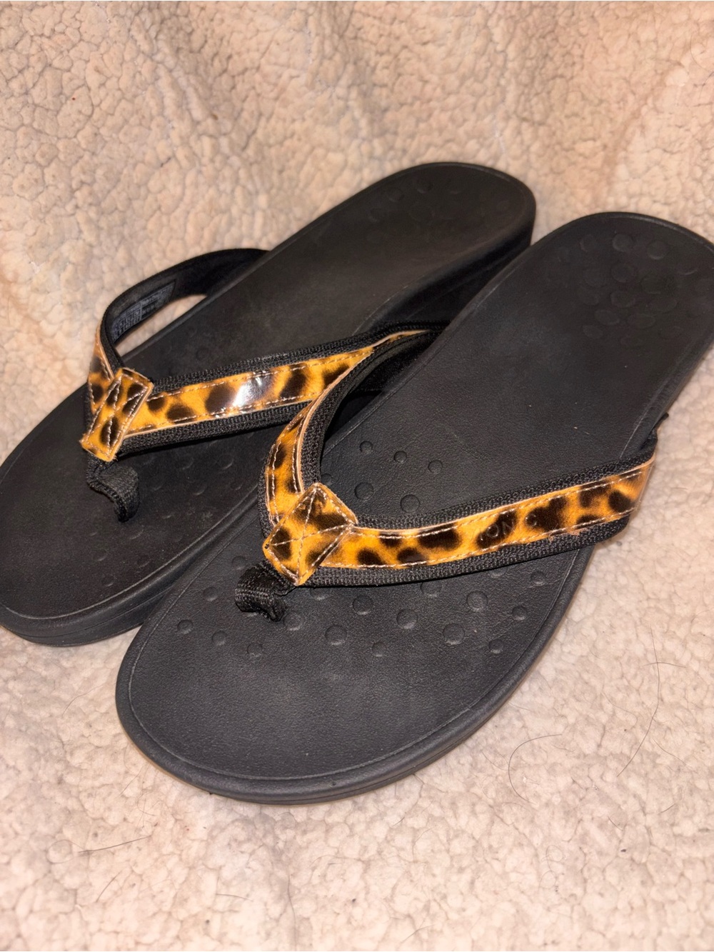 Vionic High Tide Leopard Print Orthotic Wedge Sandals - Size 10 US